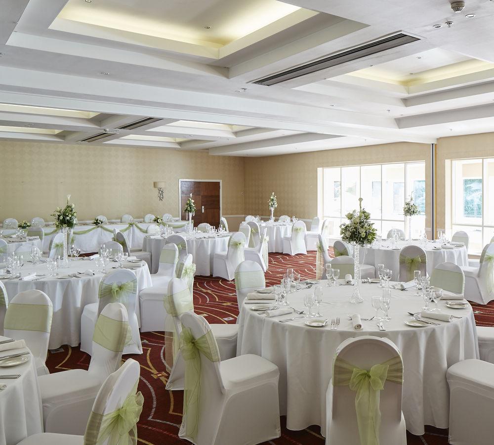 Delta Hotels By Marriott Peterborough Extérieur photo