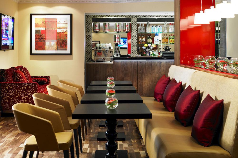 Delta Hotels By Marriott Peterborough Extérieur photo