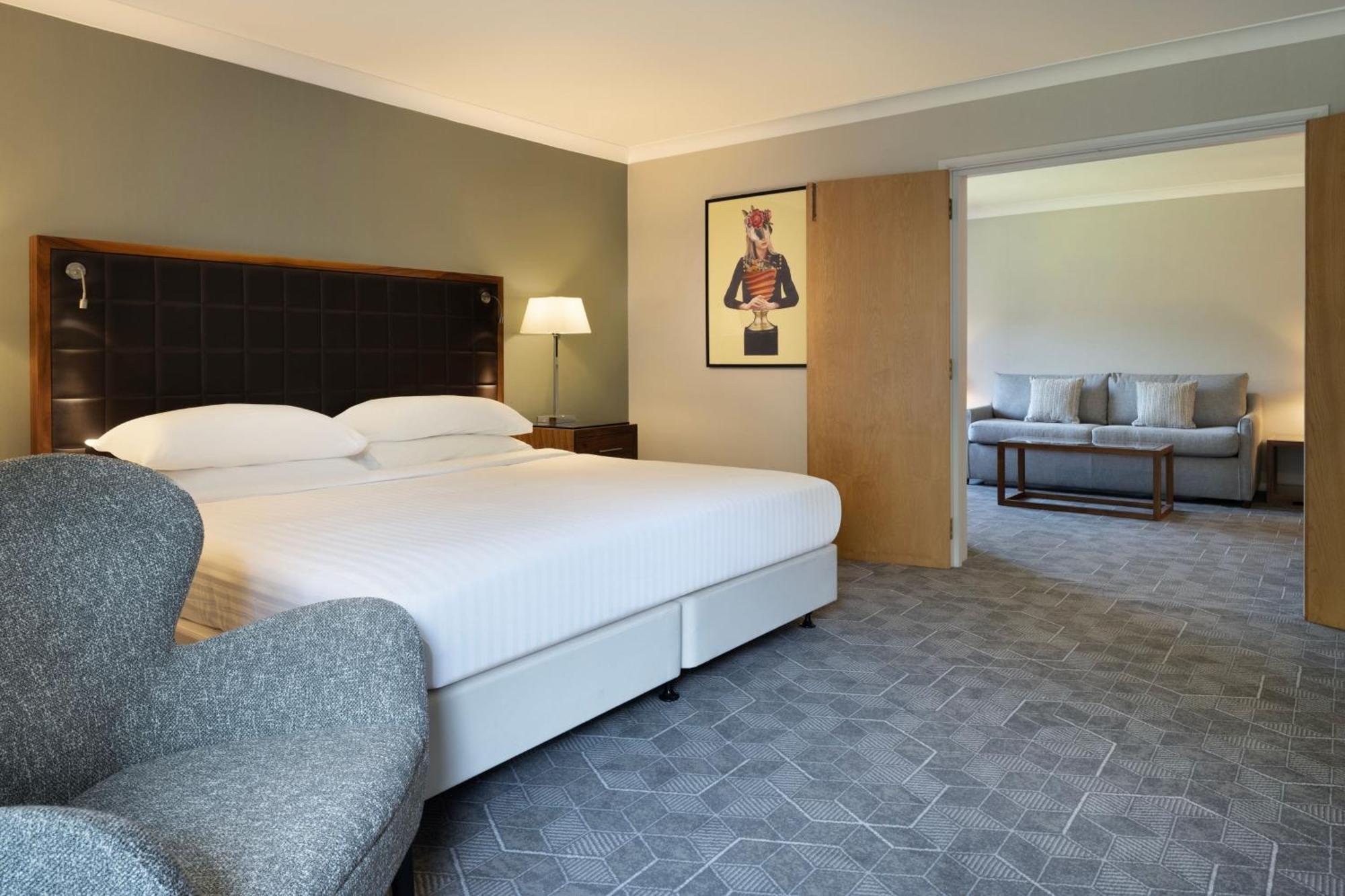 Delta Hotels By Marriott Peterborough Extérieur photo