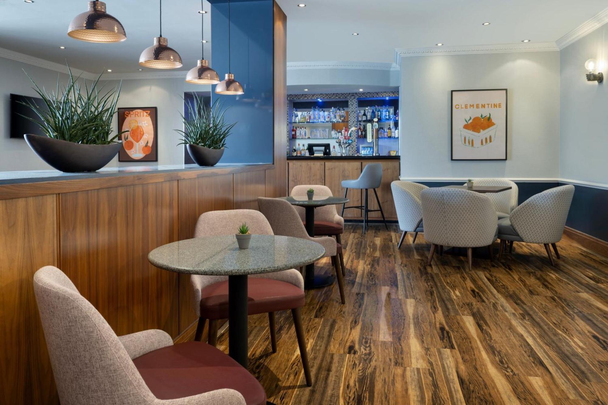 Delta Hotels By Marriott Peterborough Extérieur photo
