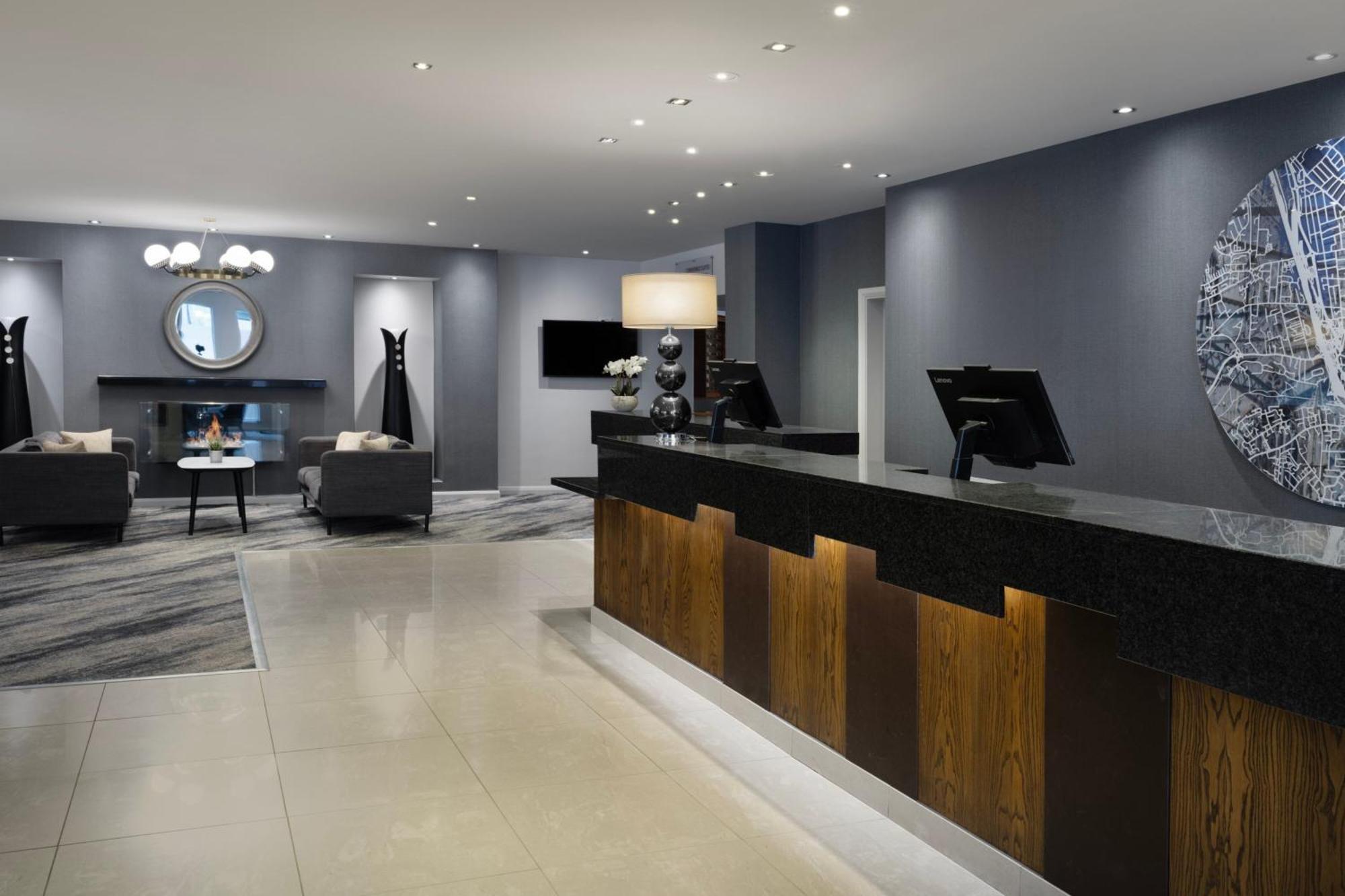 Delta Hotels By Marriott Peterborough Extérieur photo