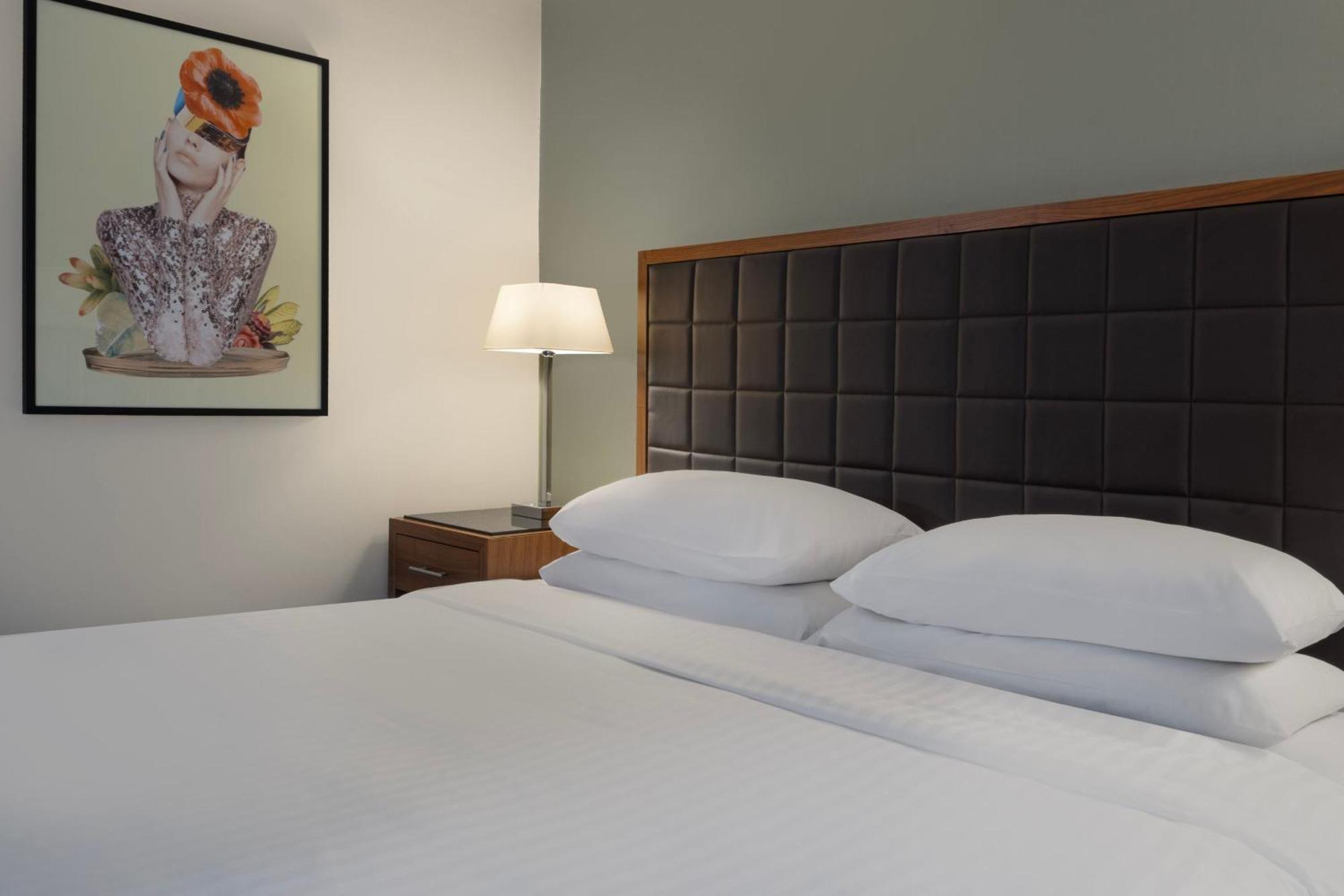 Delta Hotels By Marriott Peterborough Chambre photo