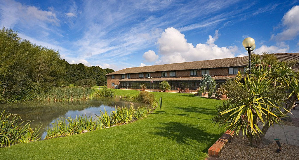 Delta Hotels By Marriott Peterborough Extérieur photo