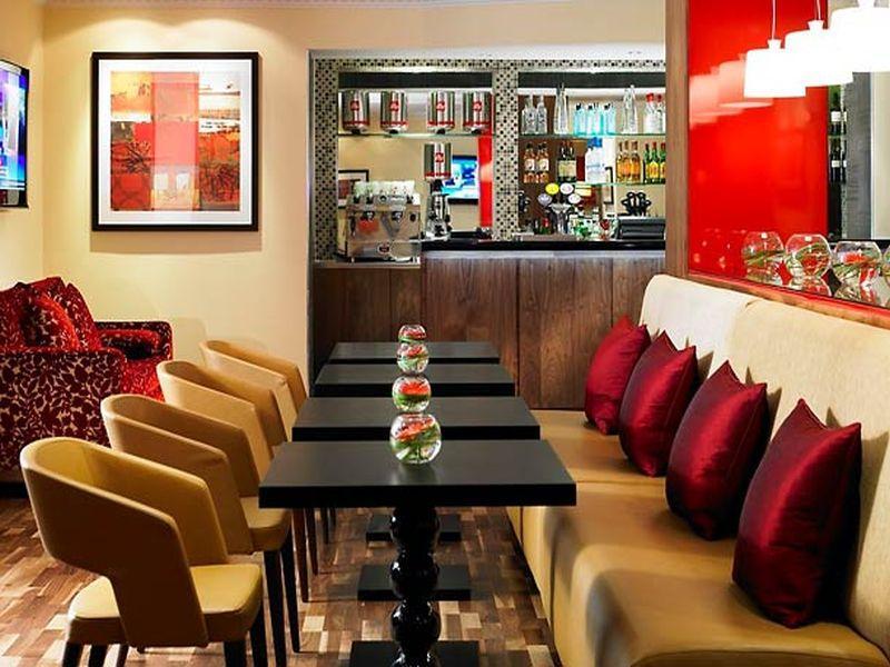Delta Hotels By Marriott Peterborough Extérieur photo