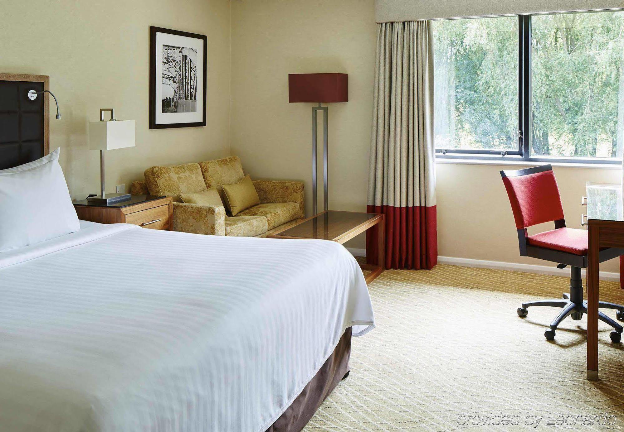 Delta Hotels By Marriott Peterborough Extérieur photo
